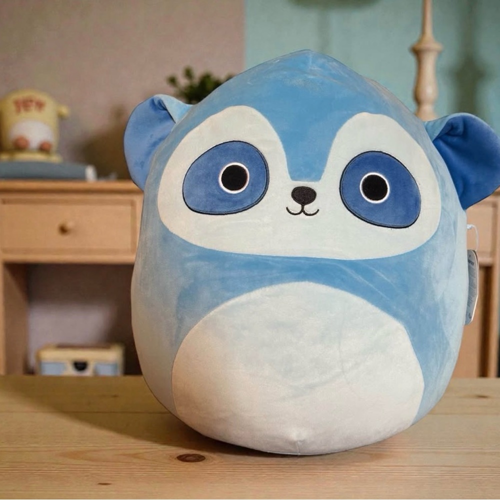 14” Squishmallow Rolf the Lemur